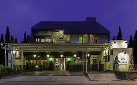 Dhanesvara Holistic Unique Homestay